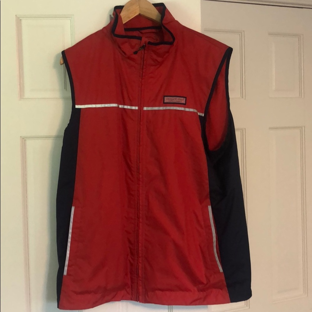 Vineyard Vines vest. Red and blue